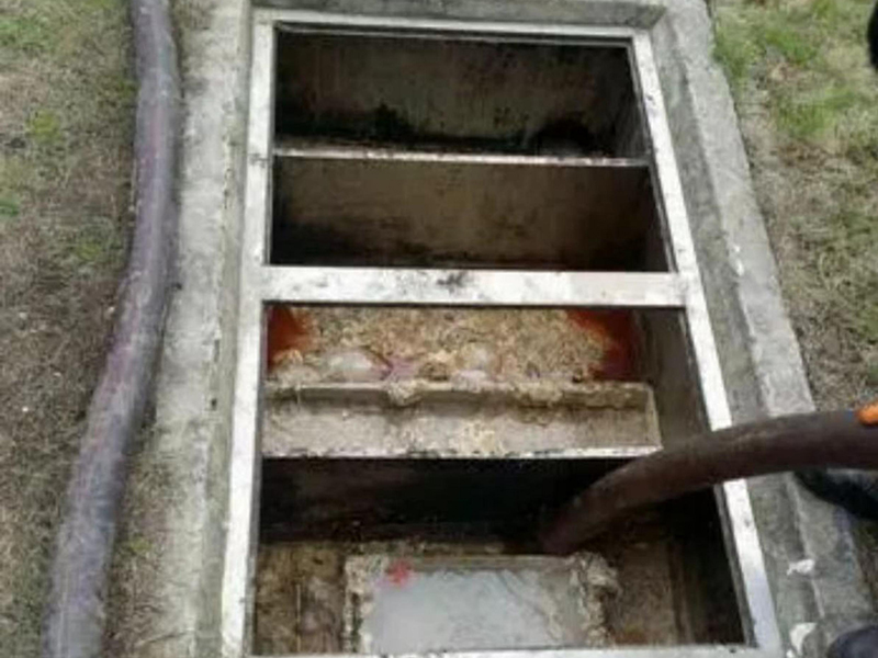 交口隔油池清理